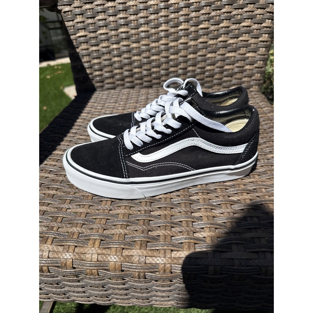 VANS Old Skool Black White Mens 6 / Womens 7.5